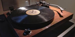 Best Record Players Under $300 Reviews