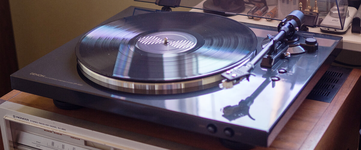 factors to consider when choosing a turntable under $500