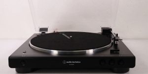 Best Bluetooth Record Player Reviews - Wire-Free Vinyl Playback